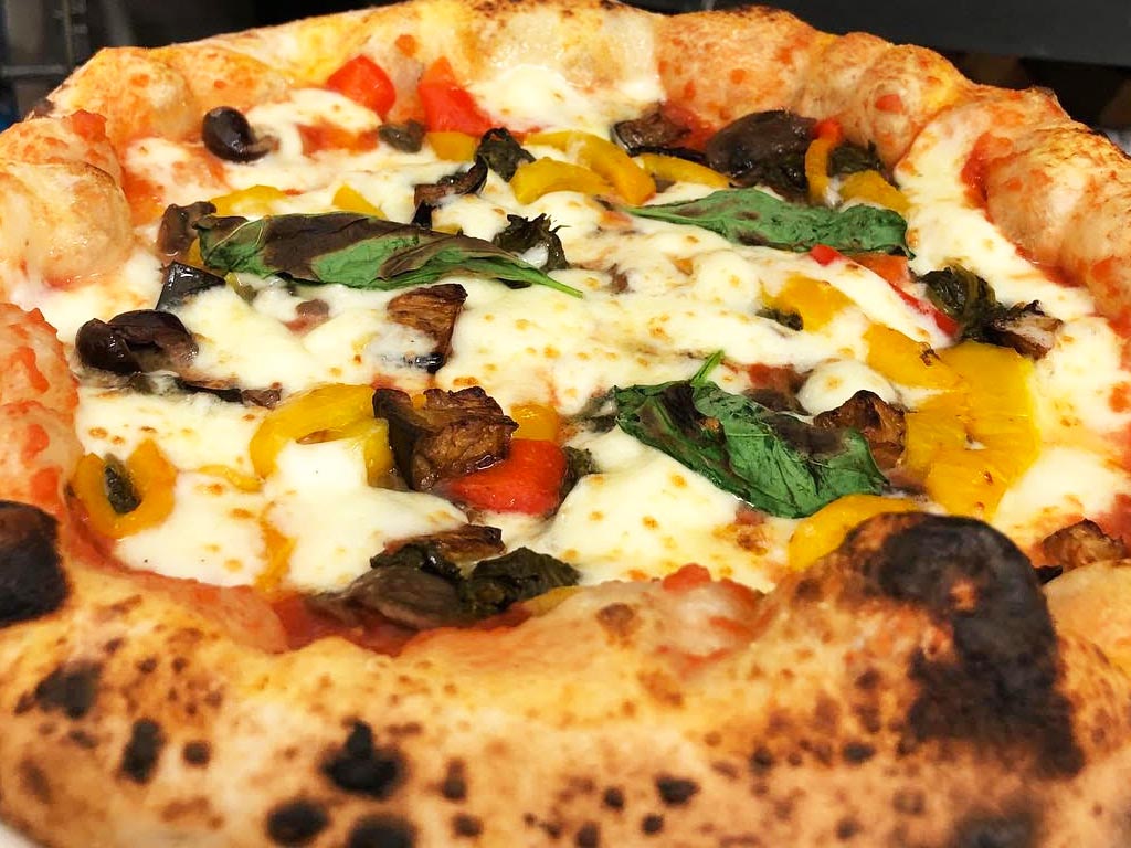 Pizza di Brandi