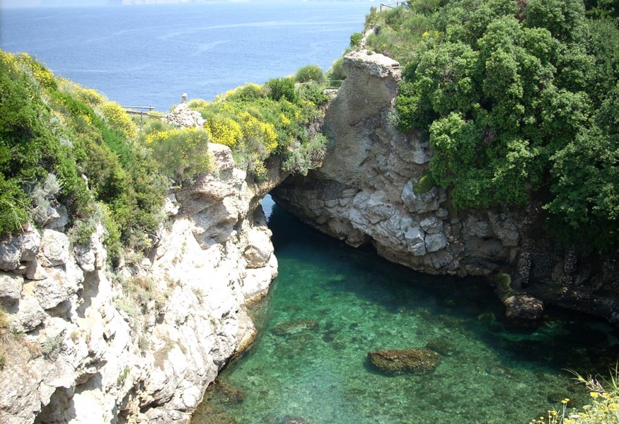 Bagni della Regina Giovanna