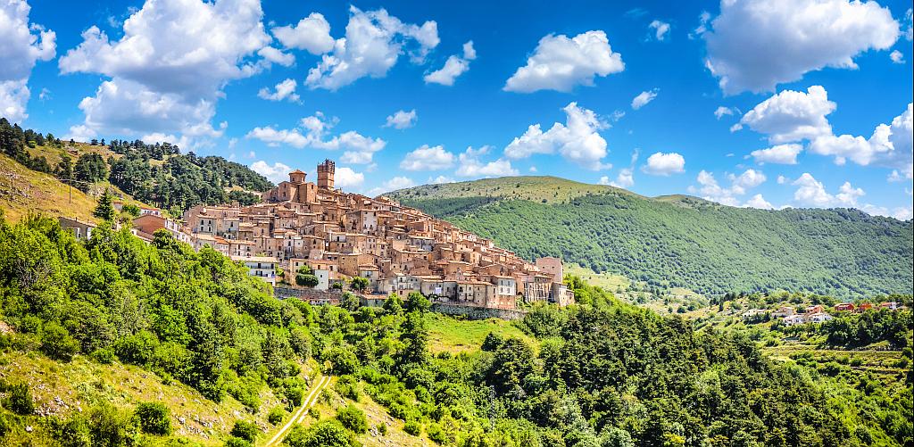 Castel del monte, Abruzzo