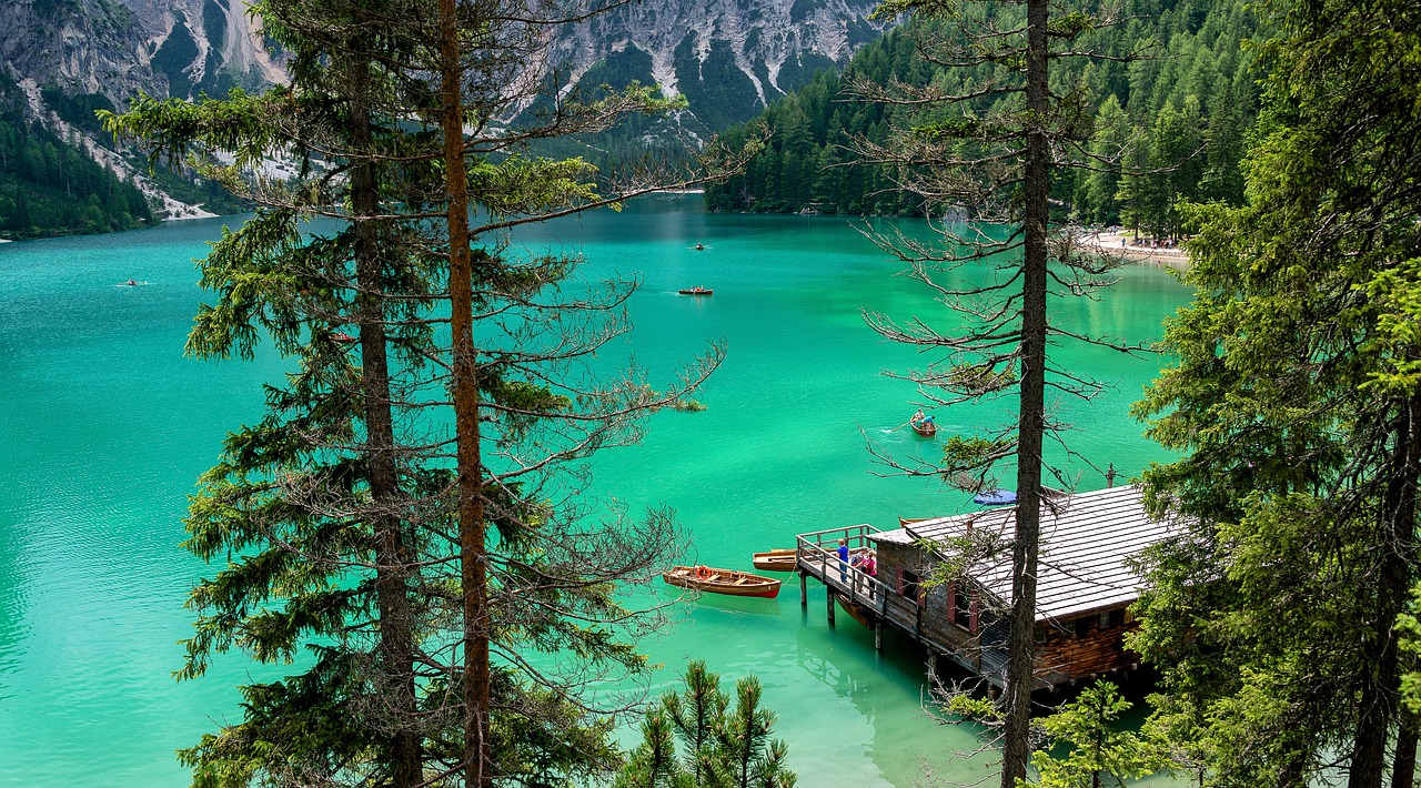 Paesaggio del Lago di Braies