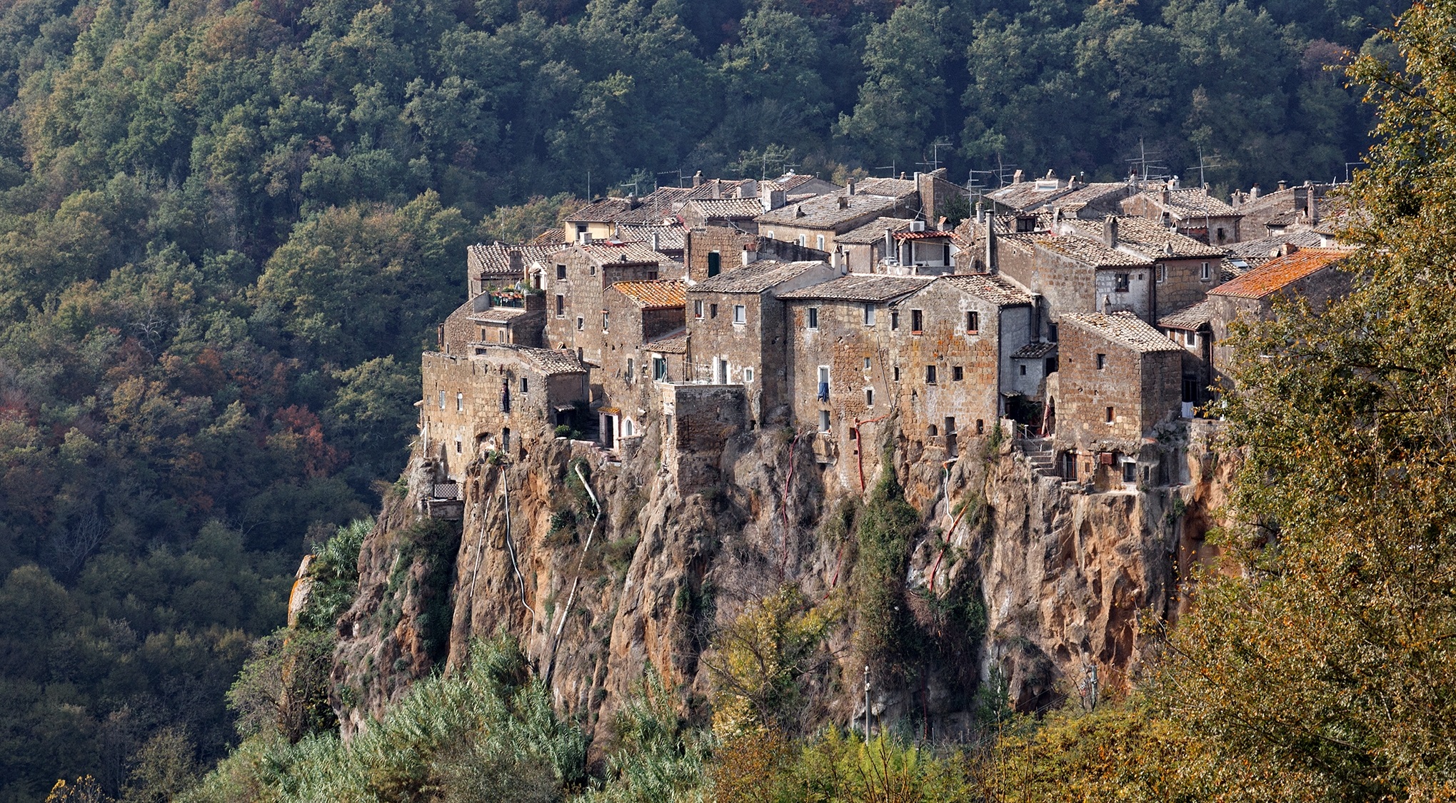 Calcata borgo 